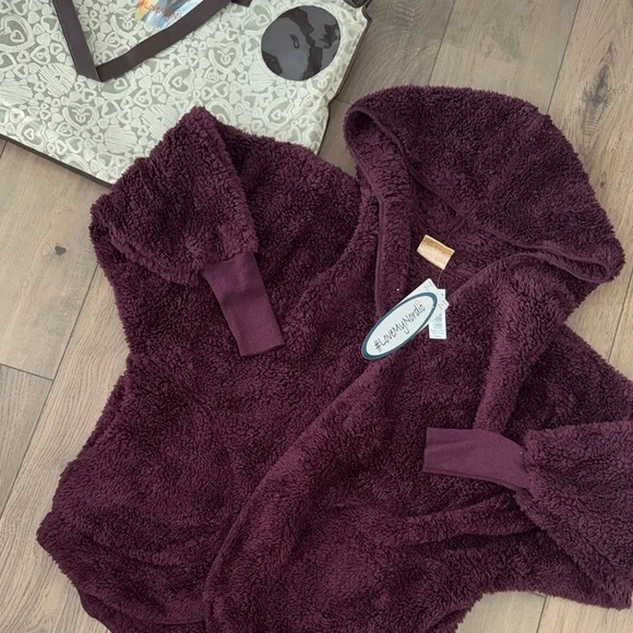 LAST ONE ‼️ NWT Nordic Beach Passion Plum Body Wrap - Picture 1 of 5